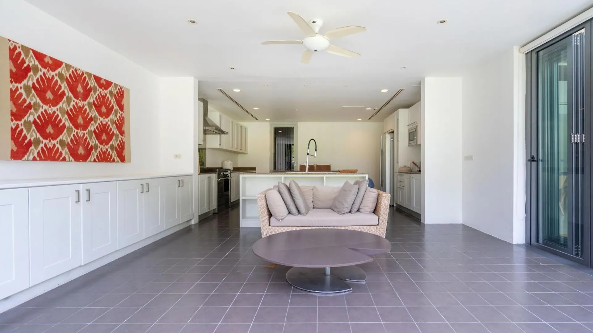 Luxury 3Br Villa C Layan Estate, Idyllic Retreat Near Beach