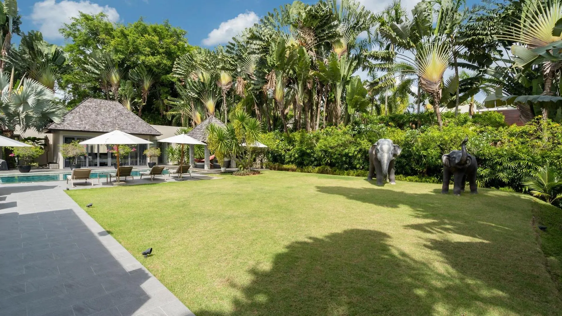 Luxury 3Br Villa C Layan Estate, Idyllic Retreat Near Beach 0*, Layan Plajı
