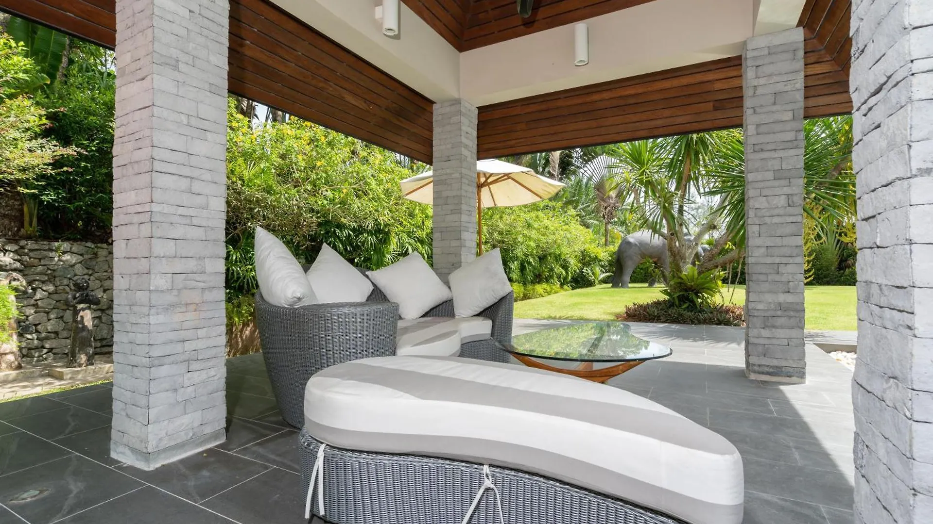 Luxury 3Br Villa C Layan Estate, Idyllic Retreat Near Beach 0*, Layan Plajı
